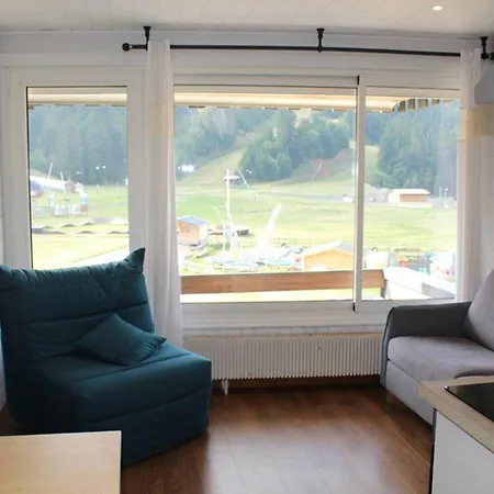 Apartment Renove Avec Balcon Sud, Pistes & Commerces A Proximite - Fr-1-787-59 *